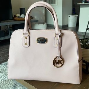 Michael Kors Baby Pink Purse!